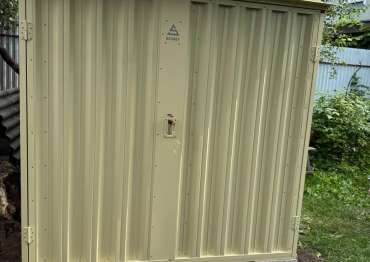 Хозблок в бежевом цвете в мкрн. Челюскинский, г. Мытищи, МО