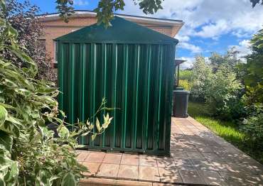 Хозблок в зеленом цвете в дер. Марушкино, Новомосковский адм.окр, г. Москва