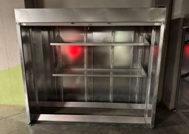 Два роллетных шкафа для колес в г. Москва