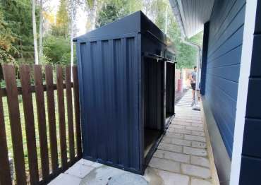 Три стильные дровницы в дер. Лизуново, Александровский мун. окр, Владимирская обл.