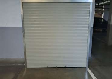 Роллетный шкаф для колес и вещей в паркинг в г. Мытищи