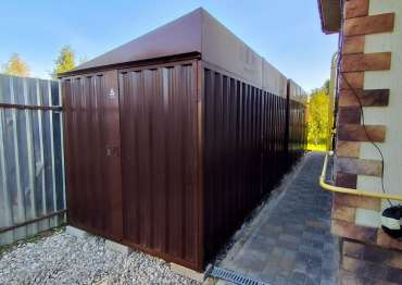 Два хозблока с односкатной крышей в пос. Пролетарский, г.о. Серпухов, МО