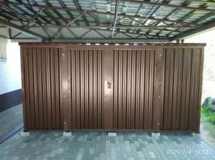 Хозблок для хозяйственных вещей в шоколадном цвете в респ. Беларусь