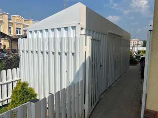 Хозблок совместно с дровницей в белоснежном цвете в дер. Настасьино, г. Москва