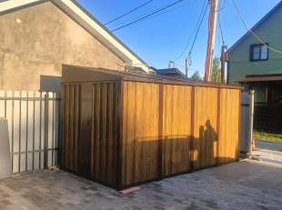 Секционный хозблок для садовой техники и инвентаря в двойной расцветке в дер. Моденово, Можайский р-н, МО