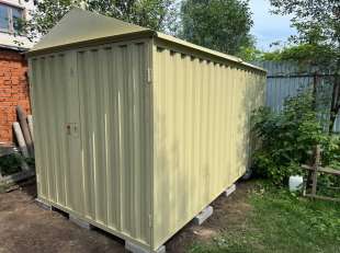 Хозблок для садового инвентаря в бежевом цвете в мкрн. Челюскинский, г. Мытищи, МО