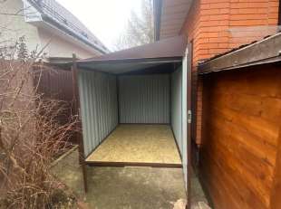 Хозблок для садового инвентаря в шоколадном цвете в пос. Валуево, Филимонковский р-н, Новомосковский адм.окр, г. Москва